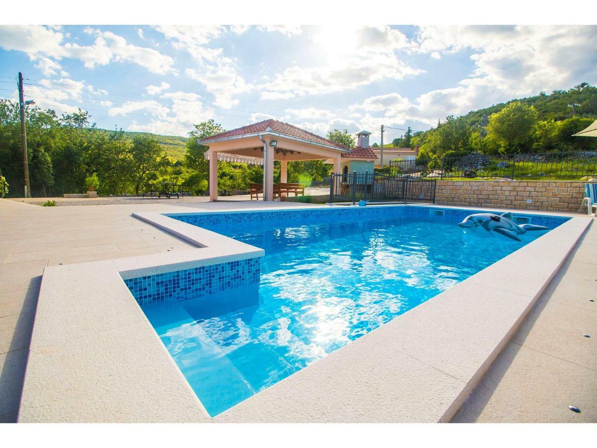 Villa Katja Omiš Екстериор снимка