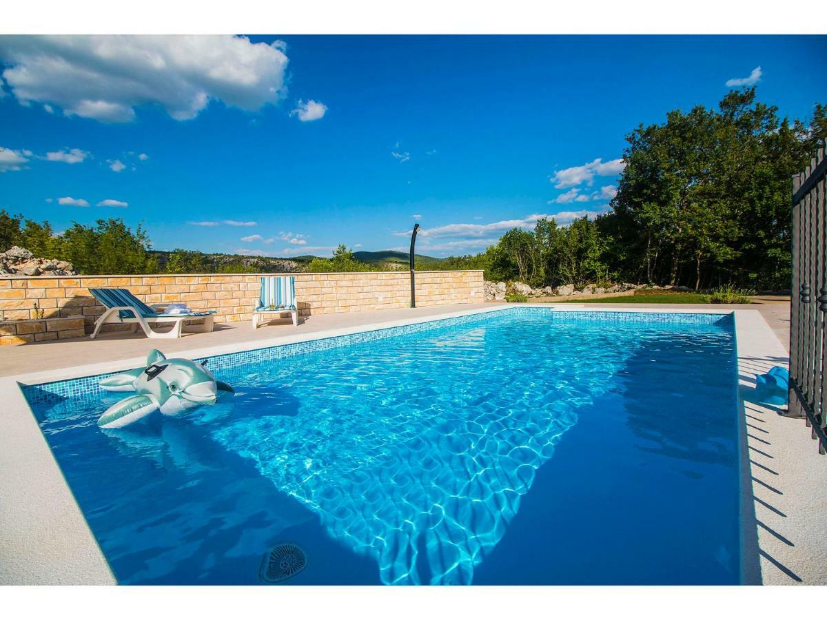Villa Katja Omiš Екстериор снимка
